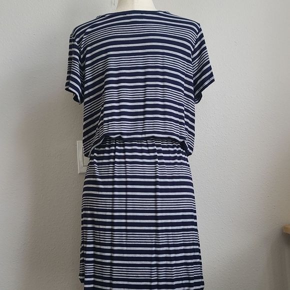 OLIVE & OAK - Picture 6 of 10